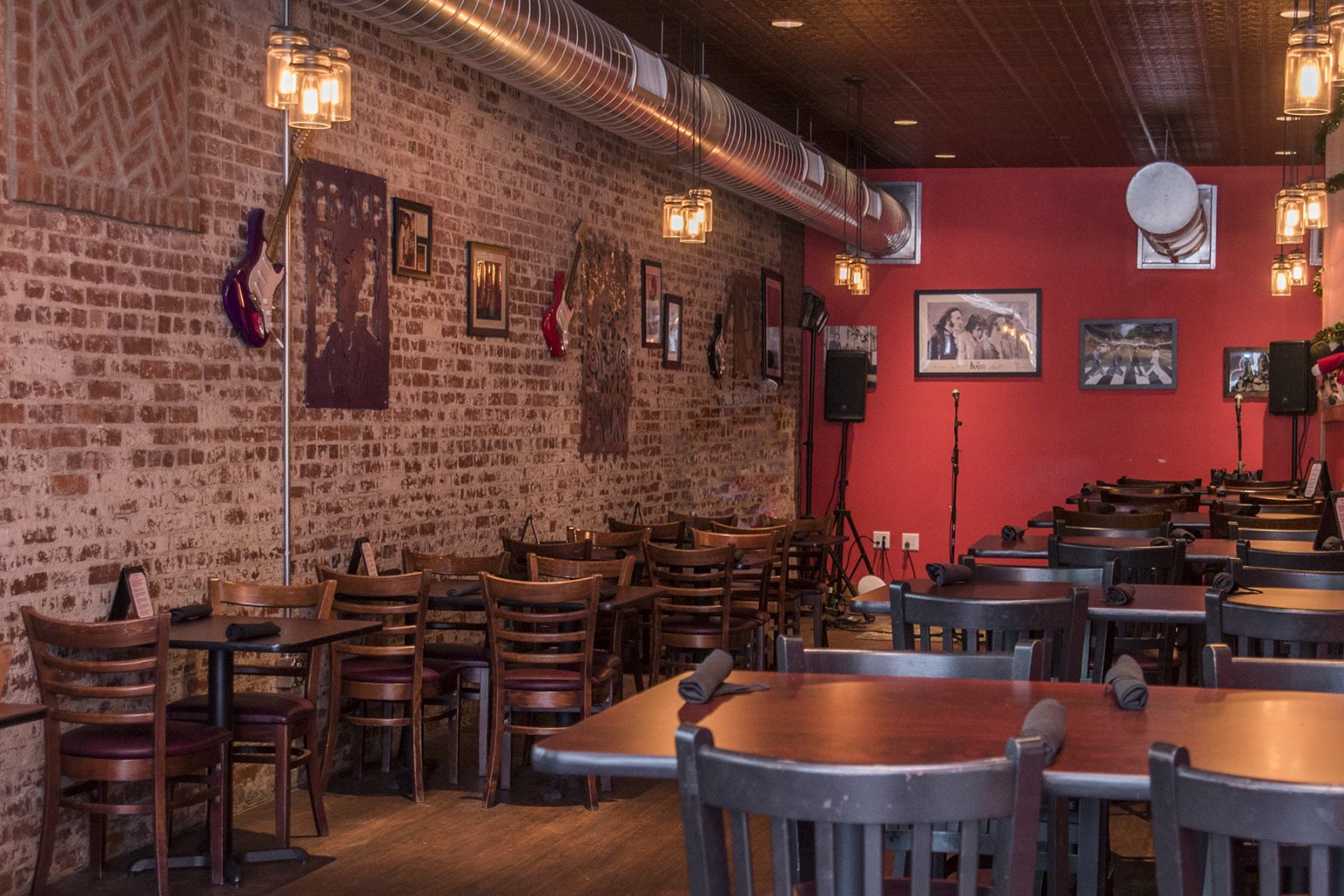 Front Porch Realty Rock Harbor Grill 1